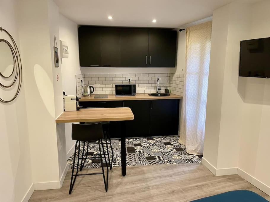 Le Moulin 2 - Appartement Arenes Romaines- Beziers Gare - Wifi- Tv Connecte Exterior photo